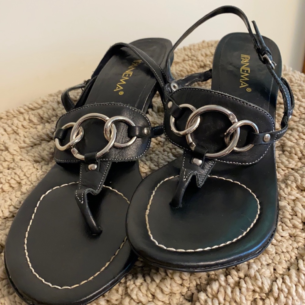 Women’s Shoes